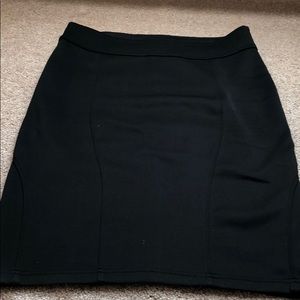 Charlotte Russe size L black pencil skirt
